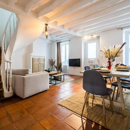 Dom wakacyjny Mellow Keyweek Town House Biarritz