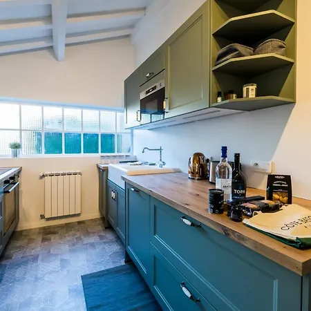 Mellow Keyweek Town House *