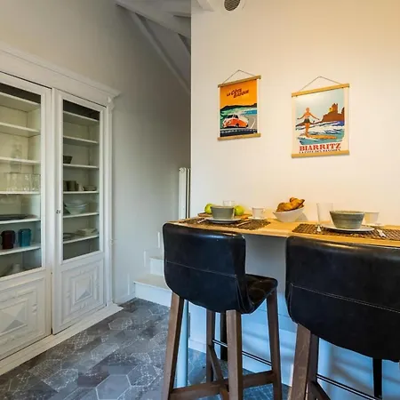 Mellow Keyweek Town House Holiday home *