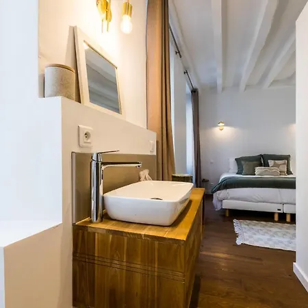 Mellow Keyweek Town House בית נופש *